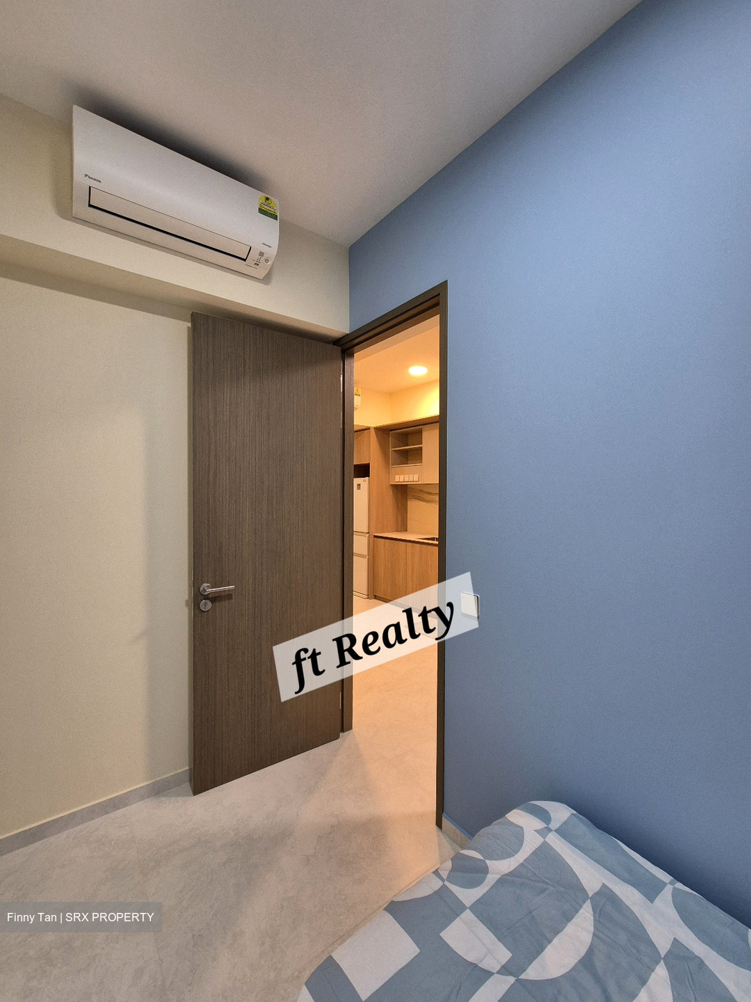 North Buona Vista Road (D5), Condominium #598165881